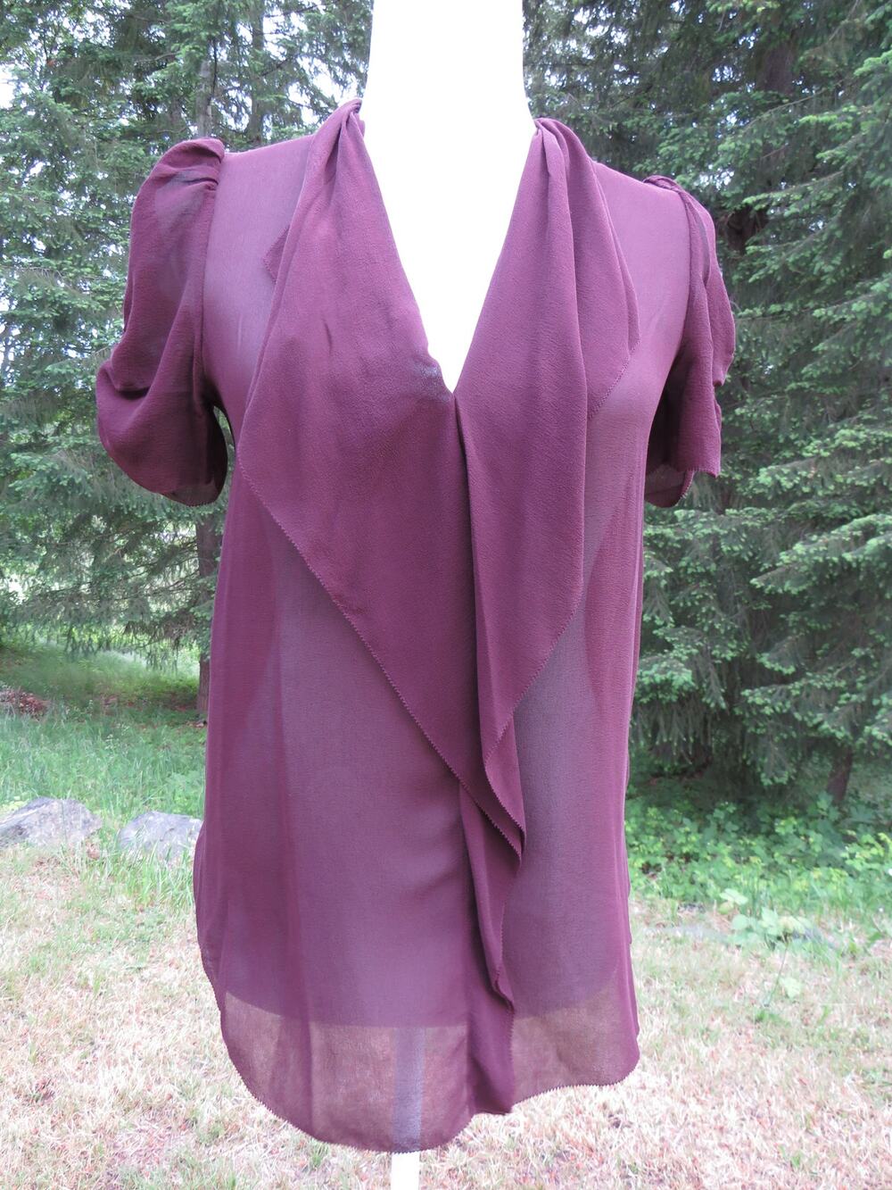 100% Silk Aritzia Babaton Women's XXS Burgundy Sheer Blouse V-Neck Ruffle Purple